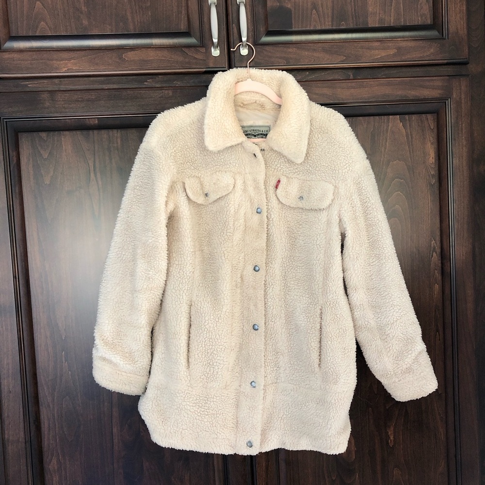Oversized Levi’s Sherpa Jacket